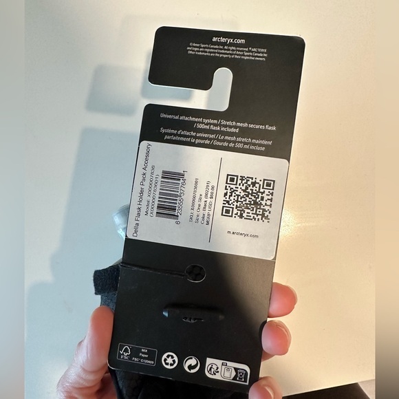 Arc’teryx Della flask holder and bottle - Picture 3 of 3